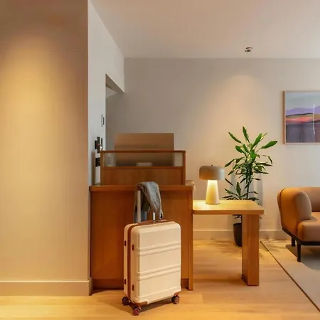 Hotel Middelland 3*