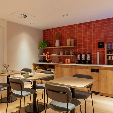 Middelland Hotel, Sonder by Marriott Bonvoy Hotell *