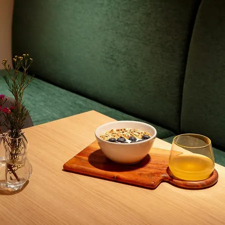 Hotel Middelland 3*